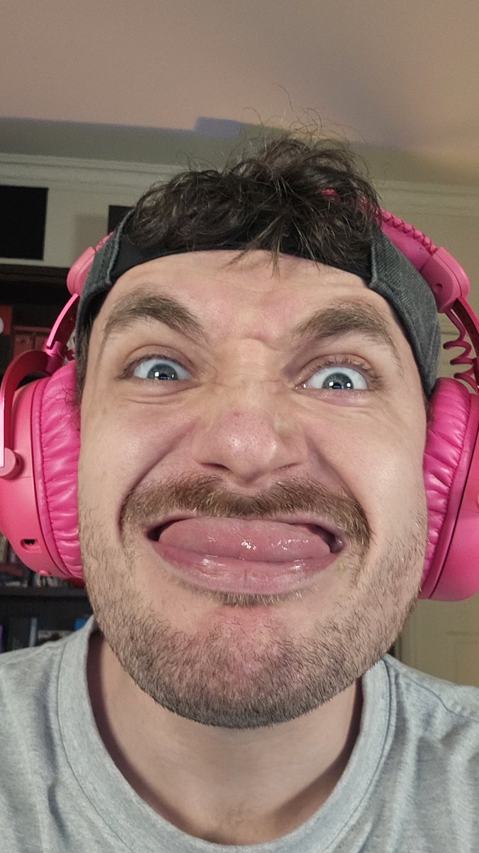 CRAYATOR tweet media