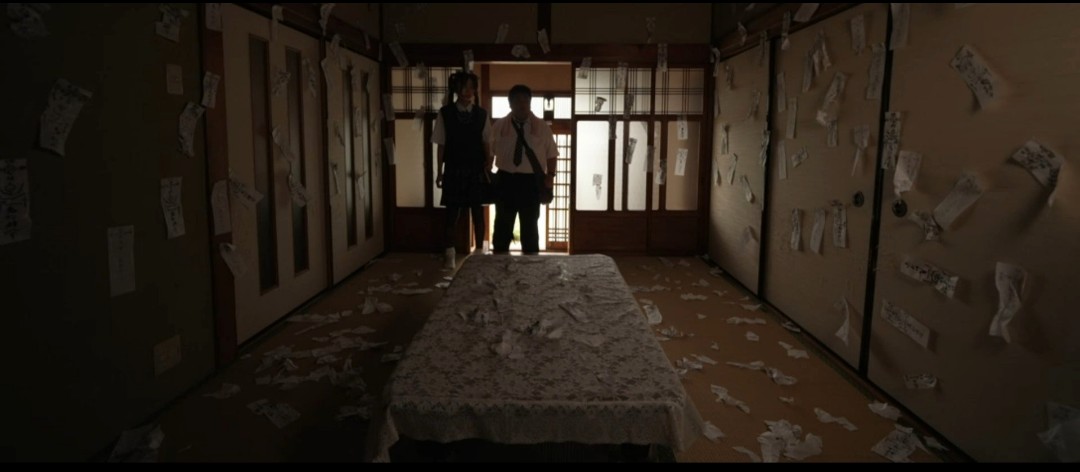 『私たちのオカルティックサマー』をアマプラでレンタル。学校のプールに秘められた謎に挑む三人のオカルティックな夏を描いた青春オカルトムービー！クスッと笑えるライトな雰囲気の作品ながら、次第に見えてくる真実は思ってたよりも闇が深くミステリアスで見応え十分！最後は胸が熱くなりました👻