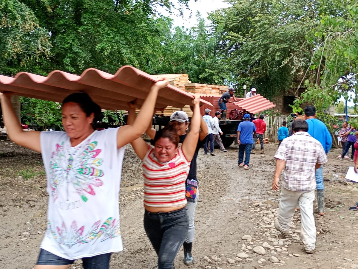 TECHO México tweet media