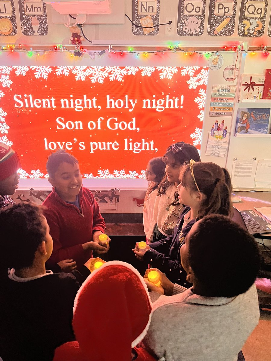 Mrs. Rowe tweet media