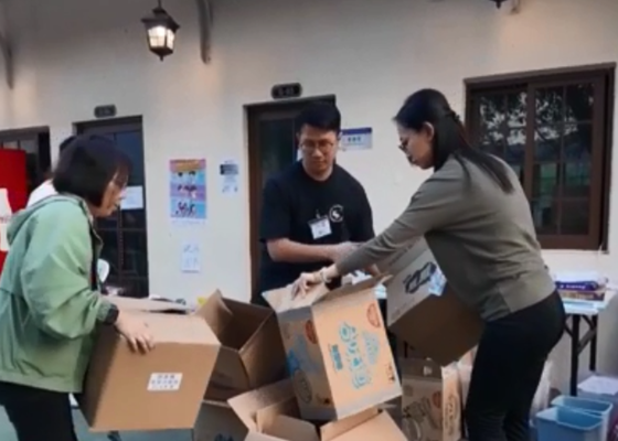 ChangShaDaily's tweet image. According to the latest update on the follow-up to the Tai Po fire announced by the Hong Kong Special Administrative Region (HKSAR) Government on December 9th, more than 4 900 residents have been registered for the "one social worker per household" follow-up service. SWD staff…