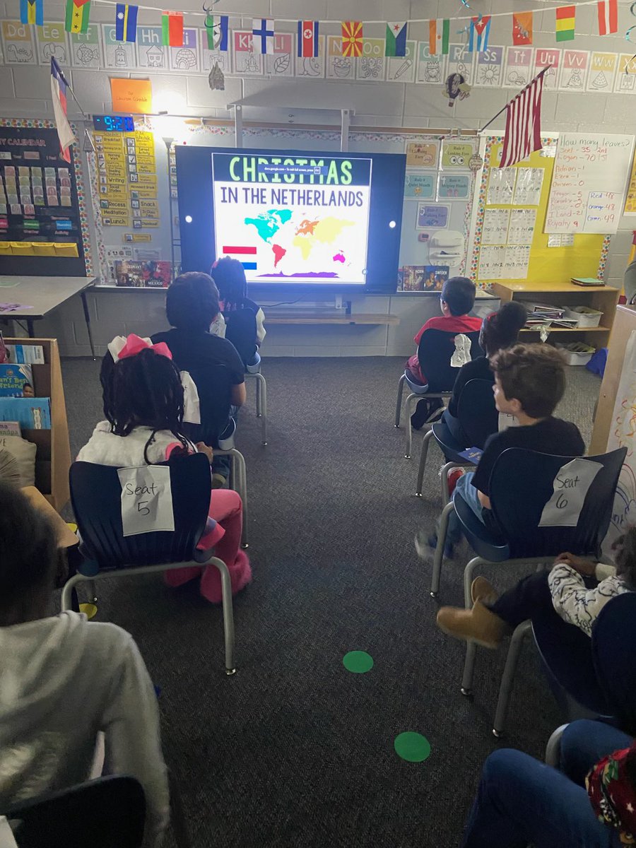 raechellw_speak's tweet photo. Day 5: Speak K-1st is off to The Netherlands! 🇳🇱 Students learned about Sinterklaas &amp; the tradition of leaving shoes for treats. We also made Christmas ornaments to celebrate! Plus my students started singing some Christmas carols.🎄✨
@HumbleISD_JFE @HumbleISD #focusonthegood https://t.co/7bD9eClCen