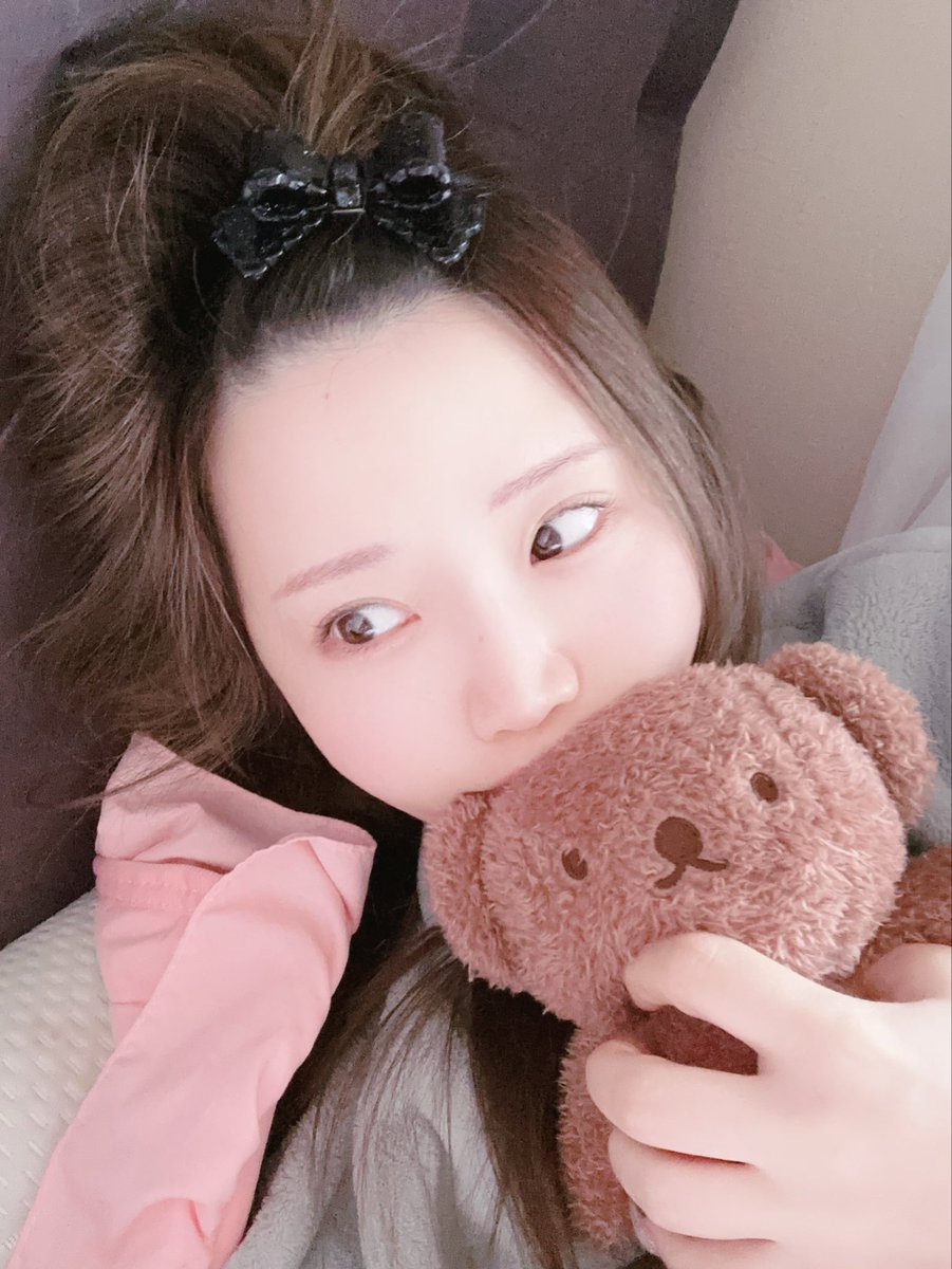 くるる (*´˘`*)♡ ω・｡)ﾉ 凸ﾎﾟﾁｯ