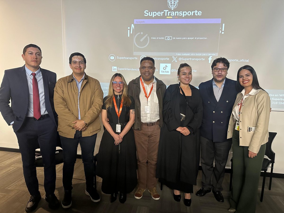 ¡Gran jornada de trabajo y colaboración! Hoy asistimos a la socialización de la @SuperTransporte sobre los Lineamientos de Buenas Prácticas para el Transporte de Animales en el Servicio Público de Pasajeros.
Como gremio @asoaditt radicó comentarios y, en conjunto con otros