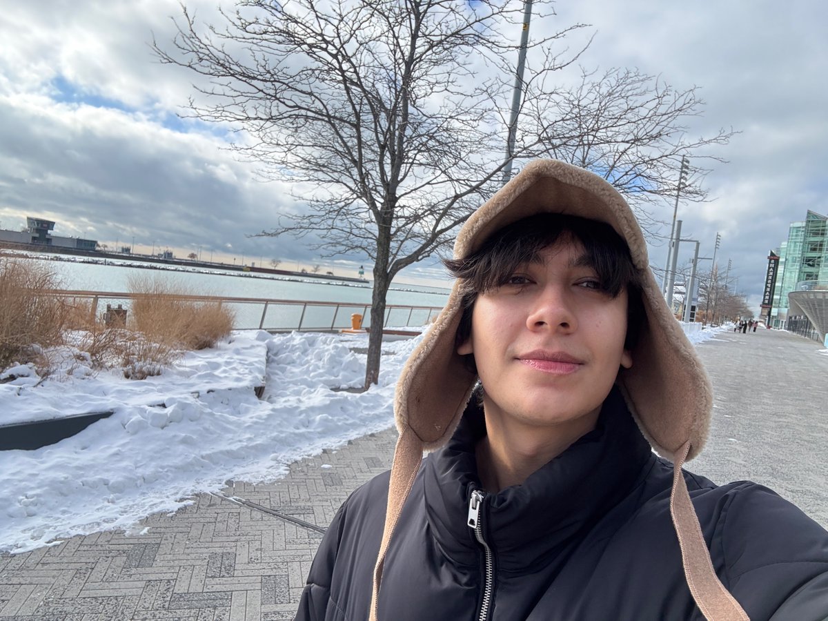 _amackenzie's tweet image. 251210