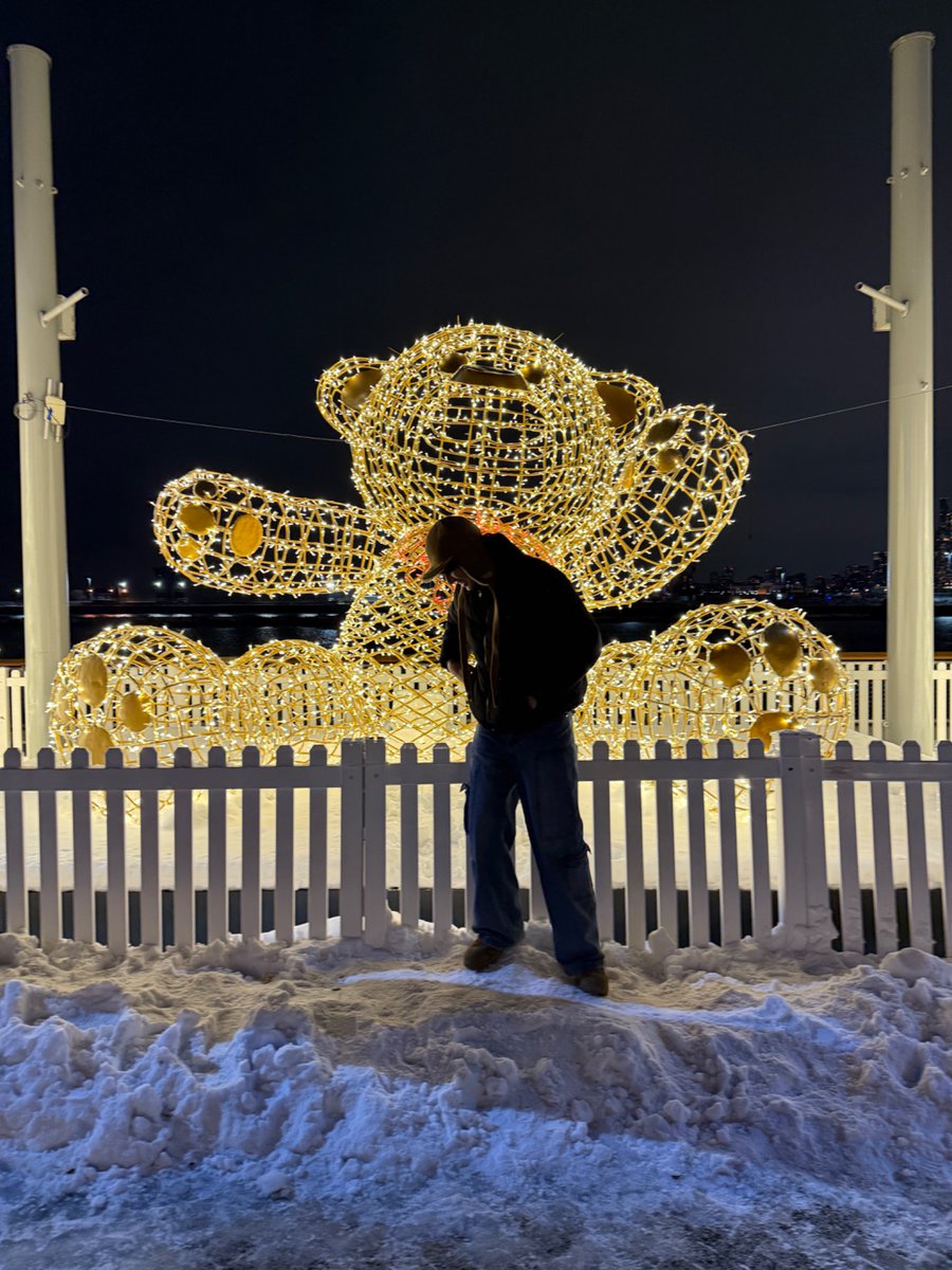 _amackenzie's tweet image. 251210