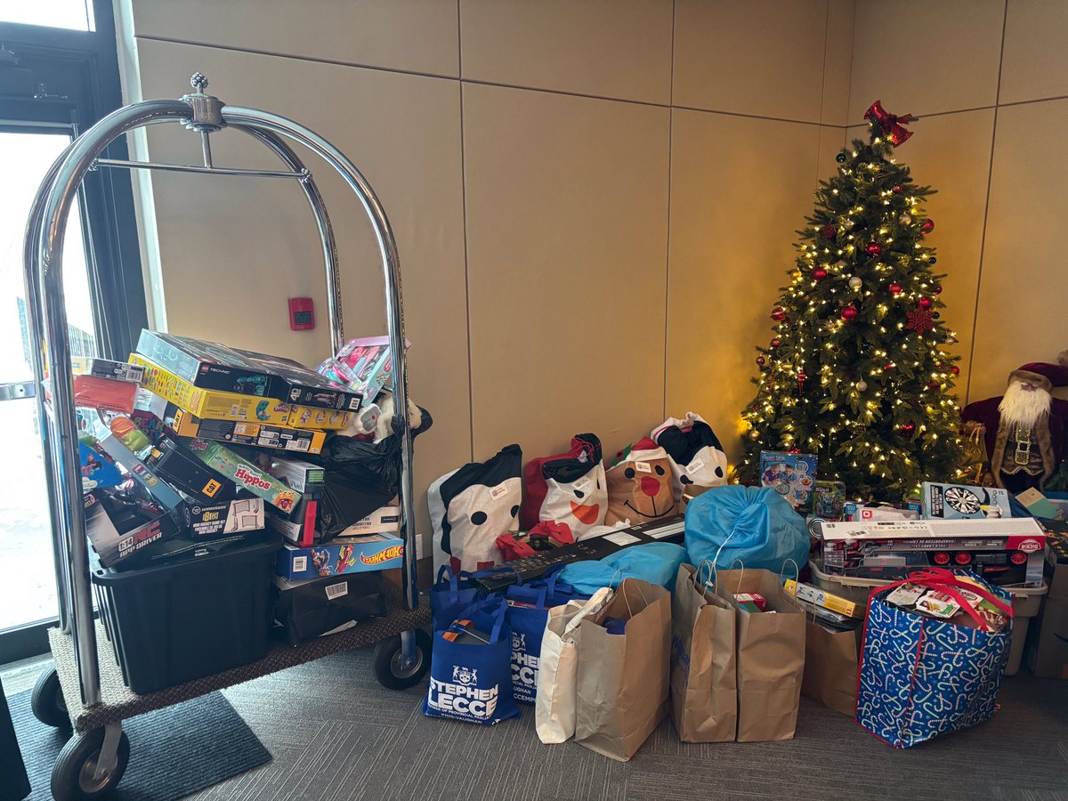 christmasinking's tweet photo. Huge thanks to the @kingchamber_ca &amp; everyone who came &amp; donated toys at Holiday Lunch &amp; Toy Drive. Special thanks to the #KingFire who delivered the gifts to CiK’s holiday headquarters. Generosity shown today is a beautiful reminder of the kindness that lives in our community! https://t.co/7OH4pTyZmw