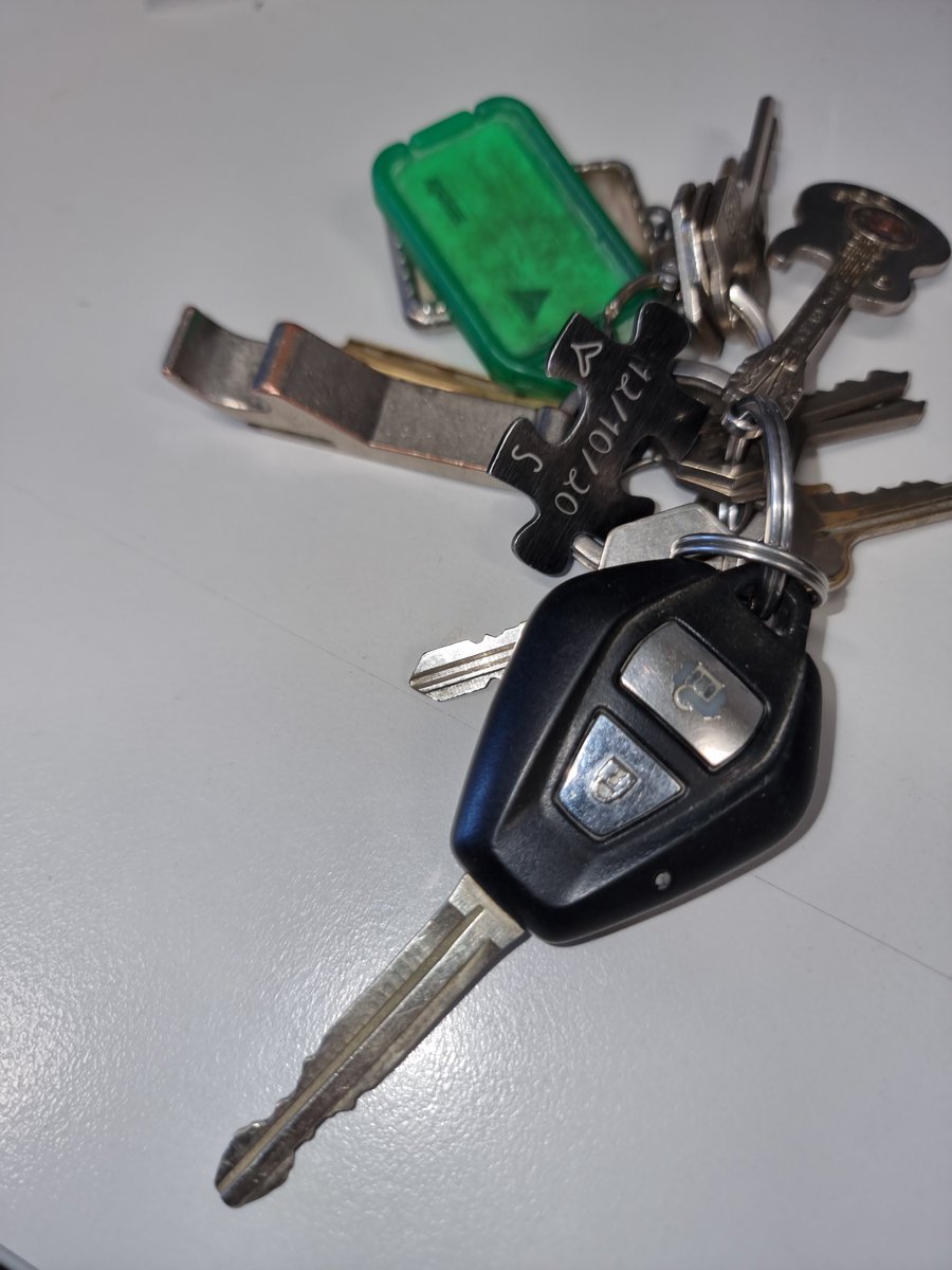 Found Property - Looking for an owner.
 
Please contact the Rockingham Police Station on 9528 8000 and quote #101225 0940 85346.

Proof of ownership is required. 

This post comes from the Rockingham Police Station.