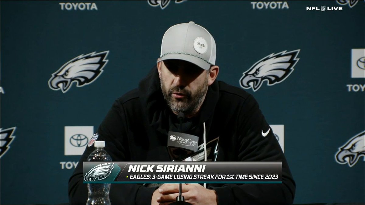 .@Hawk gives insight into the Eagles' offense after struggling against the Chargers on Monday night ✍️