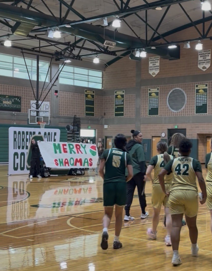 Lady Cougars Basketball tweet media