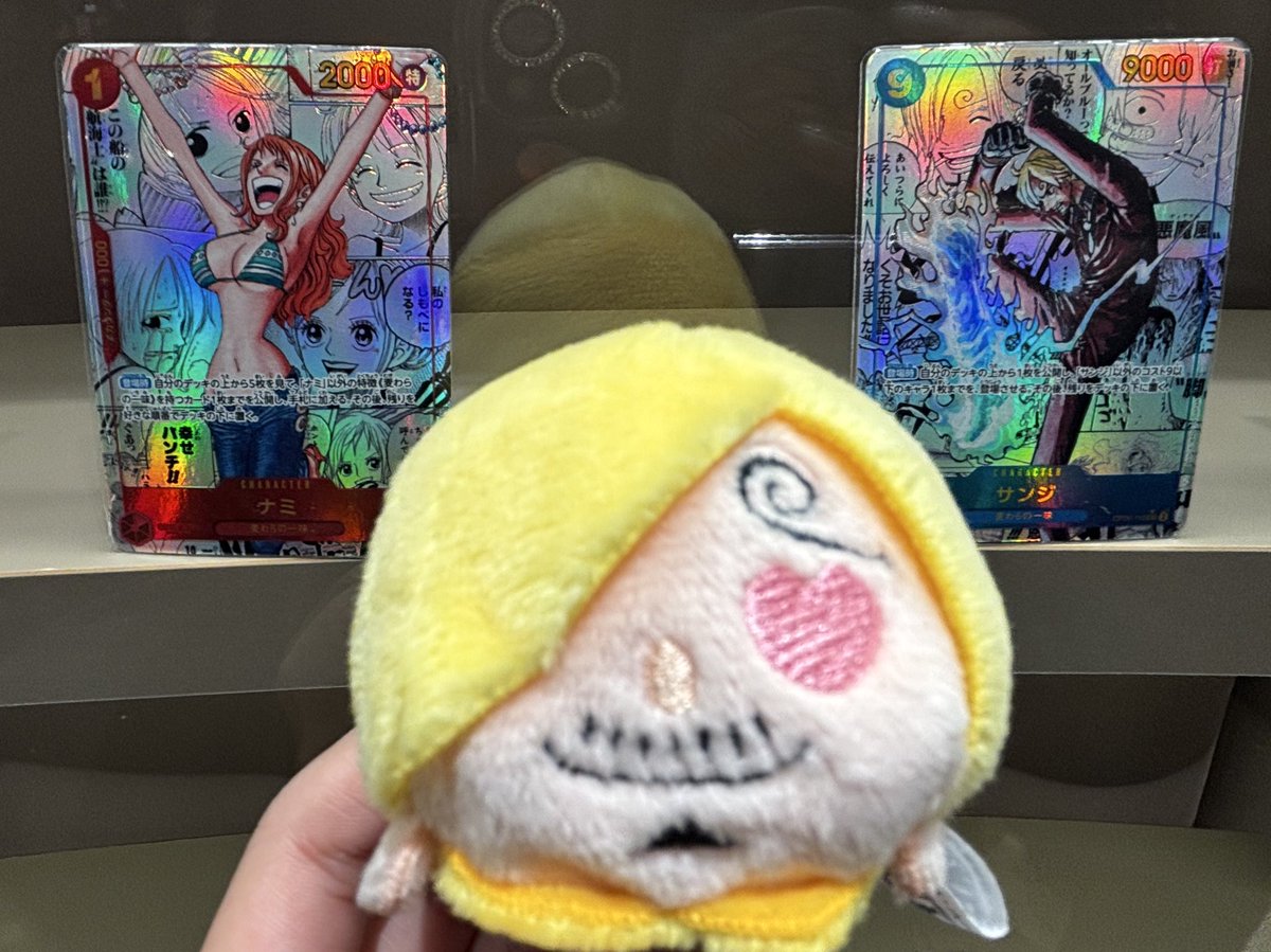 ベースショップ行ってきた！！！
グッズ抱えて帰れないのは悲しかったけど
ワンピ好きにはたまらん空間だった！

みんなで行けたし楽しかった🥰