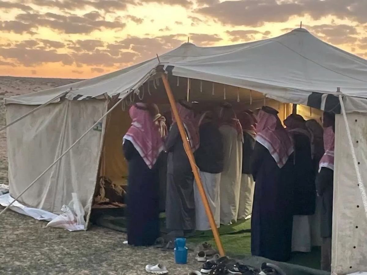 iFalcon10's tweet image. اللهُم ثبتنا على الصلاة ، حبًا وليس فرضًا