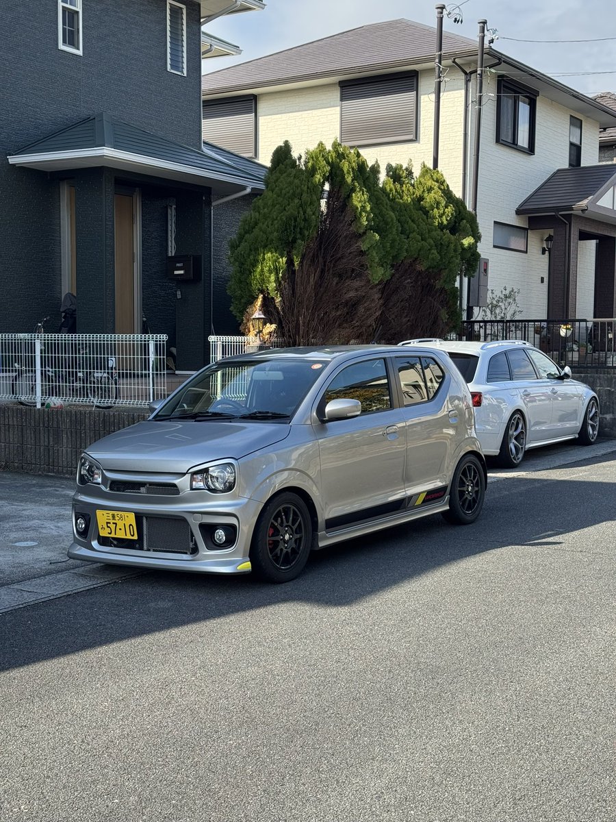 itsuwa0310's tweet photo. 父への誕プレでダウンサスを装着
ご機嫌でドライブに出掛けられました
かっこいいね〜
#ha36s https://t.co/WL1kZBBWn7