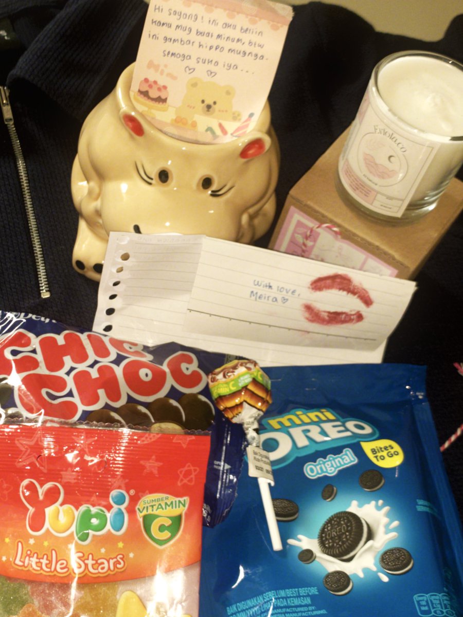 poseition's tweet image. happy six months to us, but the one who make it sweet is you ❤️ thank you for all the gifts sayang but the gift i love the most is loved by you.