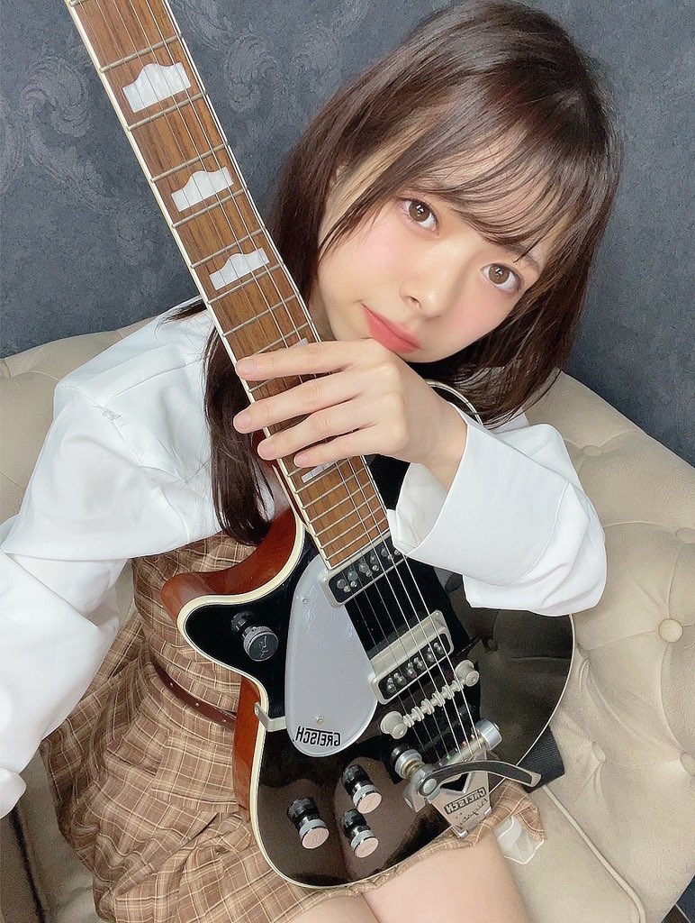 ◤￣￣￣￣￣￣￣￣￣￣￣￣￣￣￣◥     
　2025年ラストライブ in 東京🗼
　　　　　　チケット発売開始‼
 ◣＿＿＿＿＿＿＿＿＿＿＿＿＿＿＿◢   

【開催】12月28日(日)
【OP/ST】17:45 / 18:00
【会場】MERRY-GO-ROUND（新宿御苑前）
【料金】￥1,000 (1D別) 📷
【詳細】x.gd/3Vt0T