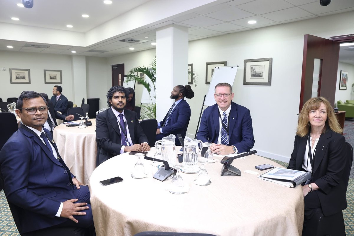 Ahmed Azaan tweet media