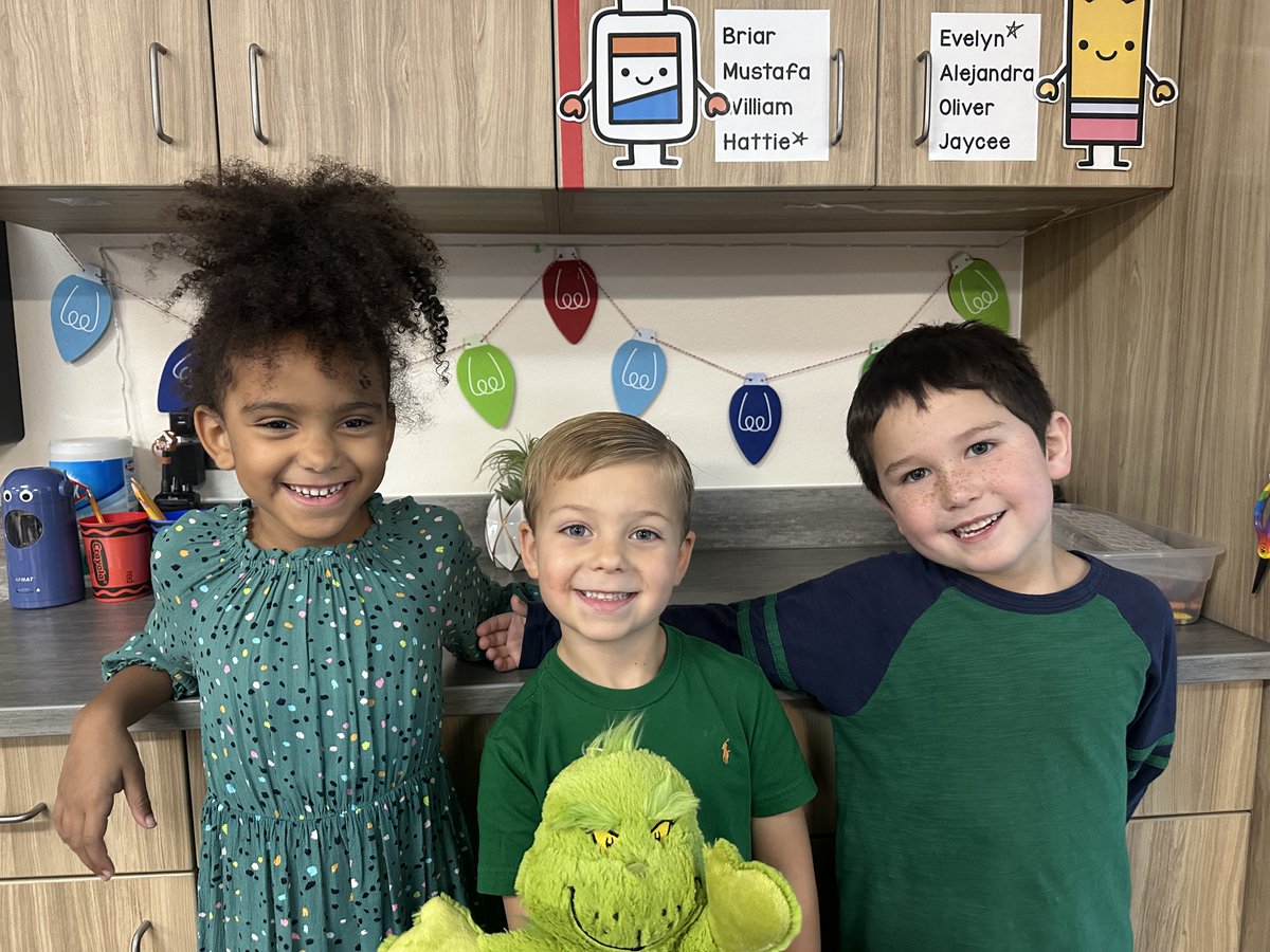 We love dress up days for the holidays! #GrinchDay #KeenKiddos #CPEisthePlacetoBe