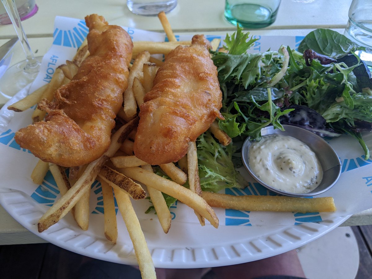 AdvisorChip's tweet photo. Afloat, On The Yarra, Melbourne, Fish and chips Oz style. John Dory. Quality. https://t.co/81pKxd2MBD