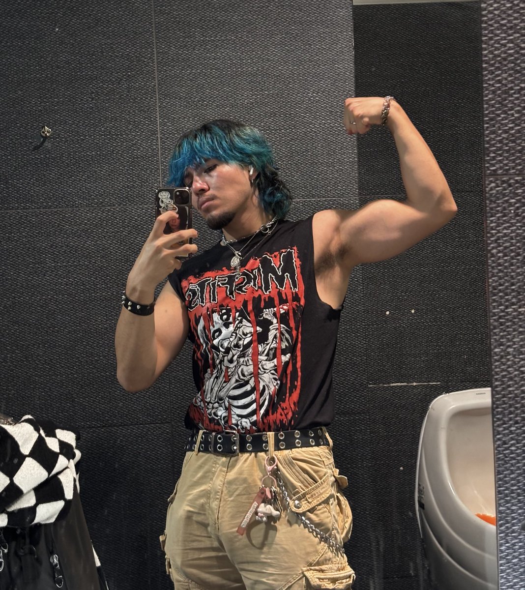 Nam Bang (49k) tweet media