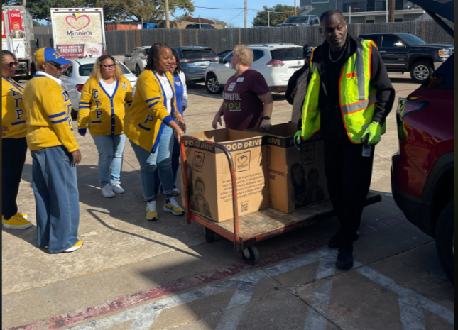 SGRhoPlano's tweet photo. On the 4th Day of the 7 Days of Sigma, the Lambda Upsilon Sigma Alumnae Chapter Sorors proudly delivered 410 pounds of non-perishable food items to
Minnie’s Food Pantry—that will provide 358  meals to families in need.
#sgrhoplano #lusplano #seeyourselfhere #7daysofsigma https://t.co/PLFOWhYdbm