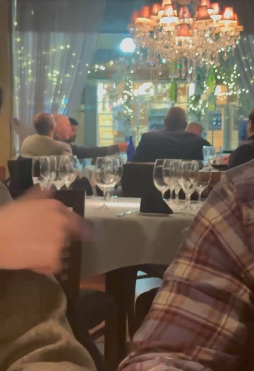 RealPhilTone's tweet photo. I wonder what Warde Manuel is talking about with the donors tonight? #SherroneMoore #ChopHouse https://t.co/6z8z7odEdQ