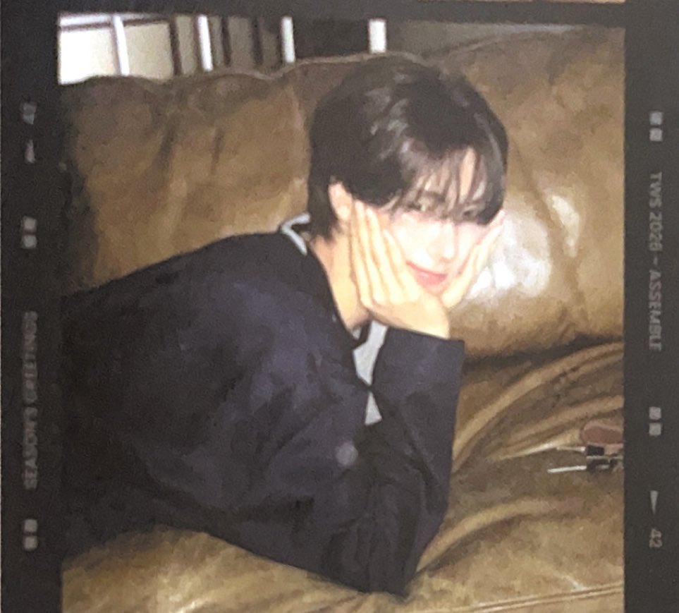 guinea_young's tweet photo. 미친 이사진 개고트다 https://t.co/QwSTWz8bo0