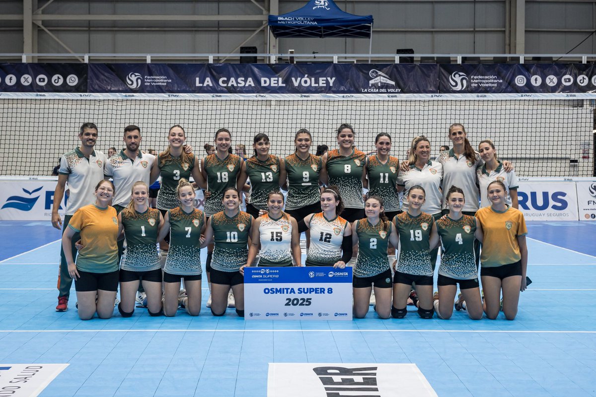 🟢🟠 ¡UNLaM y una temporada histórica!

🥈 Se quedó con el segundo lugar en el OSMITA Super 8 y cerró un año inolvidable al llegar a las semifinales del torneo de División de Honor y a la final de la Copa Osmita por primera vez.

🙌 ¡Felicitaciones, <a href="/UNLAMDeportes/">UNLaM Deportes</a>!