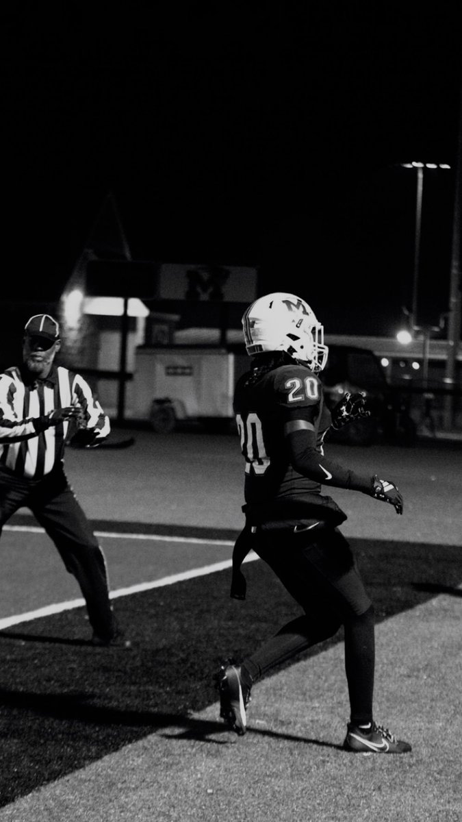 6’0 180lbs , Junior Defensive Back‼️ .  im him 🐶 !

hudl.com/v/2TBCmD

70+ tackles 
2PBU
1 int 
3 TFL 
#silentkiller 

<a href="/TateBenton/">Tate Benton</a> <a href="/LanceClark3/">Coach Lance Clark</a> <a href="/coachrcoon/">Ricky Coon</a> <a href="/CoachThrower55/">Coach Thrower</a> <a href="/CoachReicoB/">Reico Brown</a> <a href="/coachbailey_abc/">Ashdone Bailey</a> <a href="/CoachFinleyMWM/">Coach Tim Finley</a> <a href="/DeontaeMitchel3/">Deontae Mitchell</a> <a href="/ChaseJoyrion/">Joyrion💫</a> <a href="/PrepRedzoneAR/">Prep Redzone Arkansas</a>