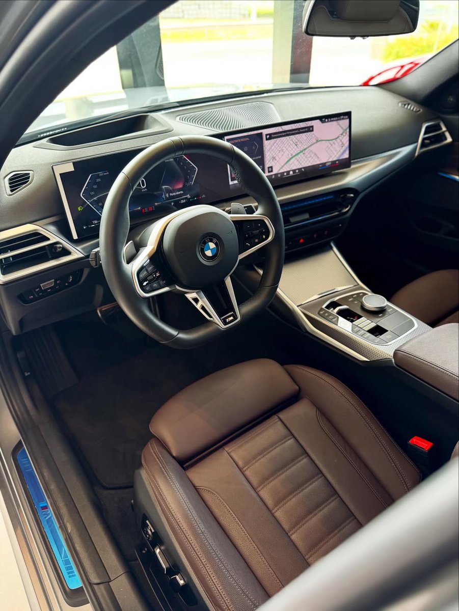 Luteendo's tweet image. You can tell the engineers had fun building this 🥵

BMW 320i M Sport 2.0