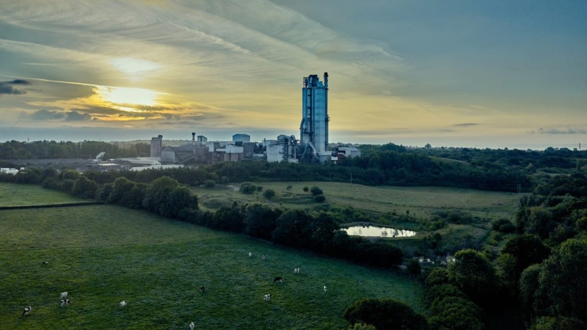 GenerationEnlit's tweet image. Engineering services firm Worley has announced that the Padeswood Carbon Capture and Storage project in Flintshire, UK, has officially entered the execution phase.

Read more: ow.ly/A4OU50XHgHE
