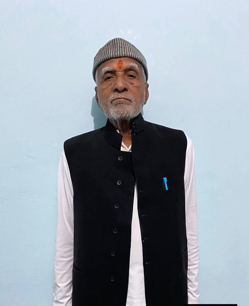 केकड़ी विधानसभा क्षेत्र से विधायक श्री शत्रुघ्न जी गौतम के पूज्य पिताजी श्री नंदकिशोर जी गौतम के देवलोकगमन का दुःखद समाचार प्राप्त हुआ।
परमपिता परमेश्वर से प्रार्थना है कि वे दिवंगत आत्मा को अपने श्रीचरणों में स्थान दें और परिवार को धैर्य प्रदान करें।
ॐ शांति।