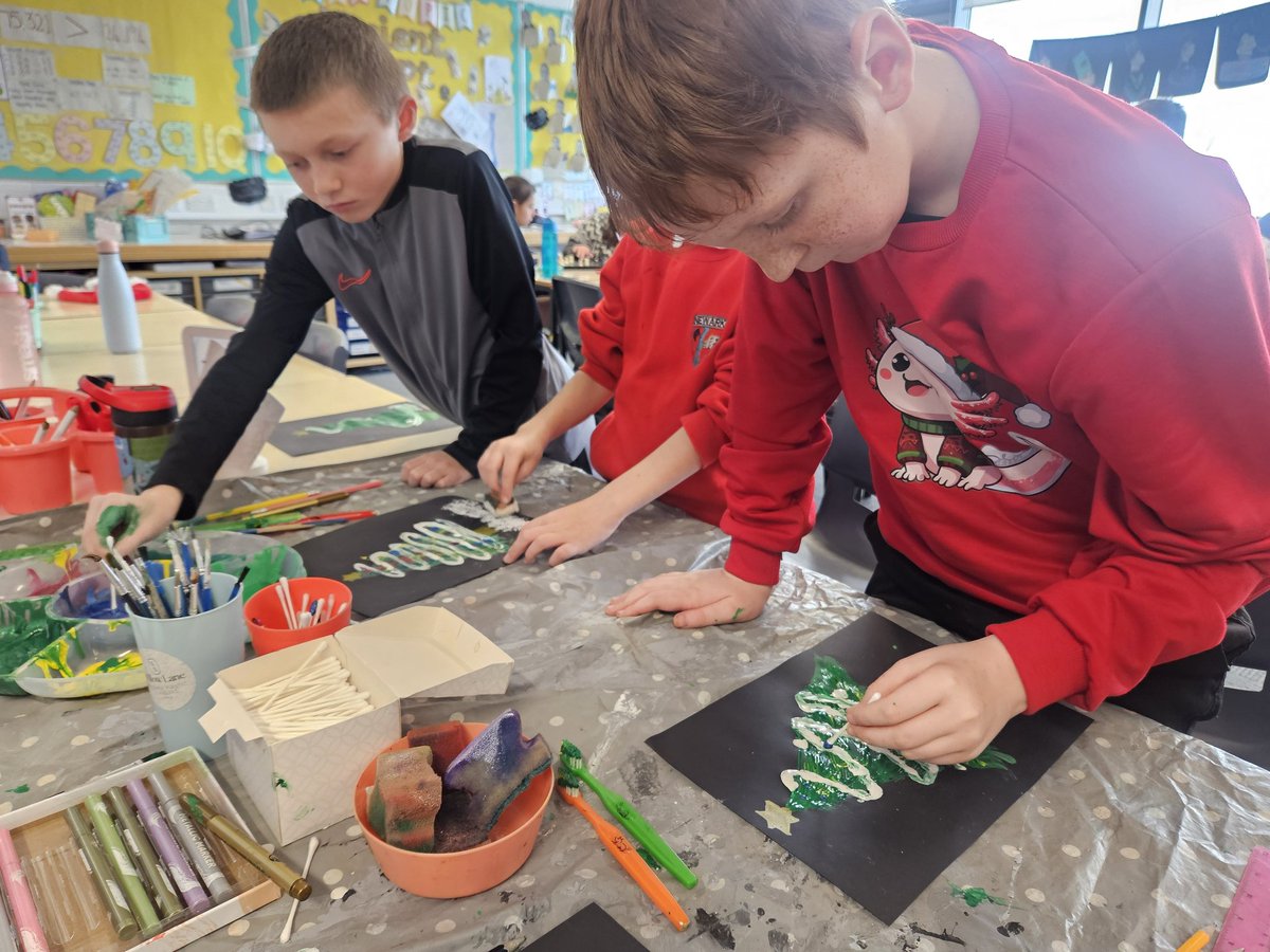 Mrs Emerson and Primary 6B tweet media