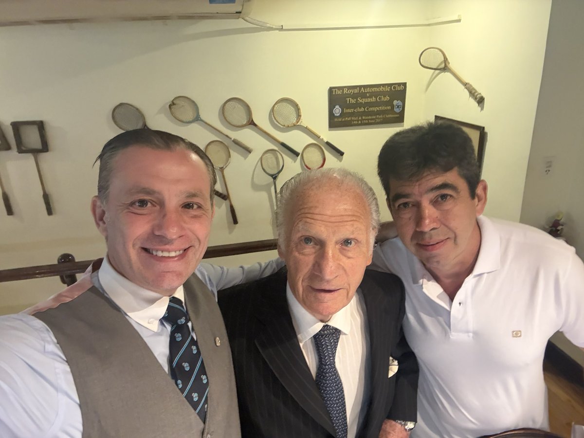 maxipostigo's tweet photo. Fiesta de fin de año Squash Club Argentina !

Mens sana in corpore sano

Viva la amistad ! Lo mejor para 2026 ! https://t.co/Bk2T5g30C8