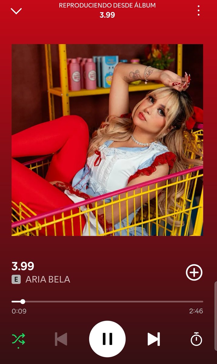 SussanVelasqu11's tweet photo. OMFG @arigameplays  
Aria bela 3.99 *ella reputo?💜* 
QUE ES ESTOOOOO?!?!! https://t.co/OnBxksqqUu