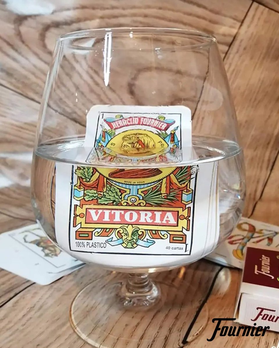 ✔️Si has tenido en tus manos nuestra baraja Española Nº2100, probablemente desde entonces no hayas querido probar otra. 

Con su material exclusivo 100% plástico, se trata de la Baraja Española con mayor calidad y durabilidad del mercado.
#nhfournier #fournier #barajaespañola