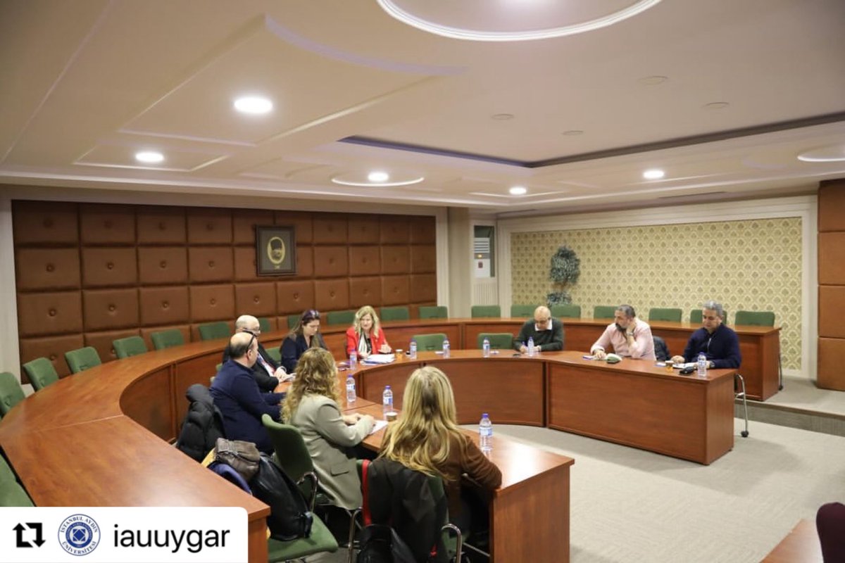 Üniversitemiz Uygulama ve Araştırma Merkez Müdürleri ile Koordinasyon Kurulu toplantısı gerçekleştirilmiştir. <a href="/iauif/">İletişim Fakültesi</a> @iauuygar