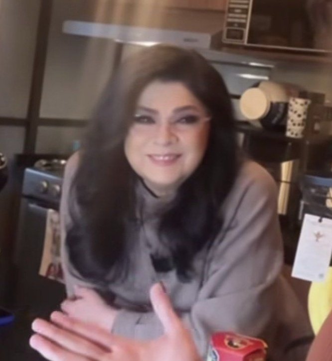 Ella es tan,tan linda 🥰🥰🥰🥰
Y es que la amo tanto 🥹