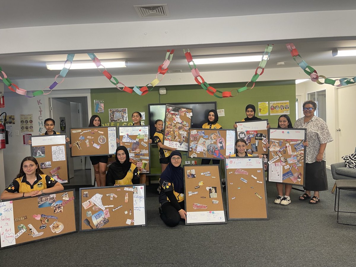 H.Pop Studio tweet media