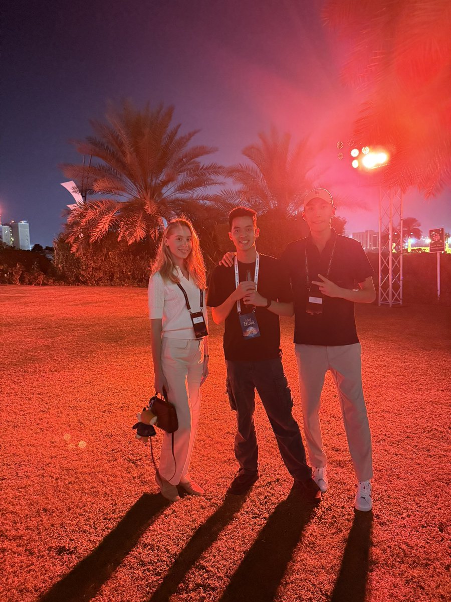 ananaiax's tweet image. Happy to be part of @met_lparmy &amp;amp; @MeteoraAG &amp;amp; @0xSoju 
Such a real, warm community. 

MetDhabi in Abu Dhabi happen the organizers, the LPs, the people who bring this all to life, grateful for the energy and the connections.

Thank you to everyone who made $MET