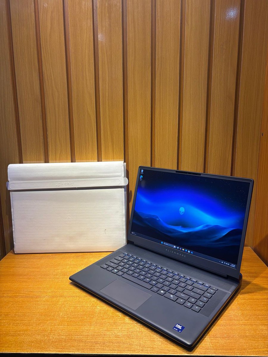 g4d4fi's tweet photo. Alienware 16 Area-51 AI Gaming Laptop

16.0" 240Hz WQXGA (2560x1600)

Intel Ultra 9-275HX

GeForce RTX 5090 24GB Dedicated

64GB DDR5 RAM

2TB SSD

RGB KB

2 Thunderbolt 5, Wi-Fi 7, Win11H) w/DKZ USB Port Expande

🏷️6M https://t.co/ZiZmqUgf4C