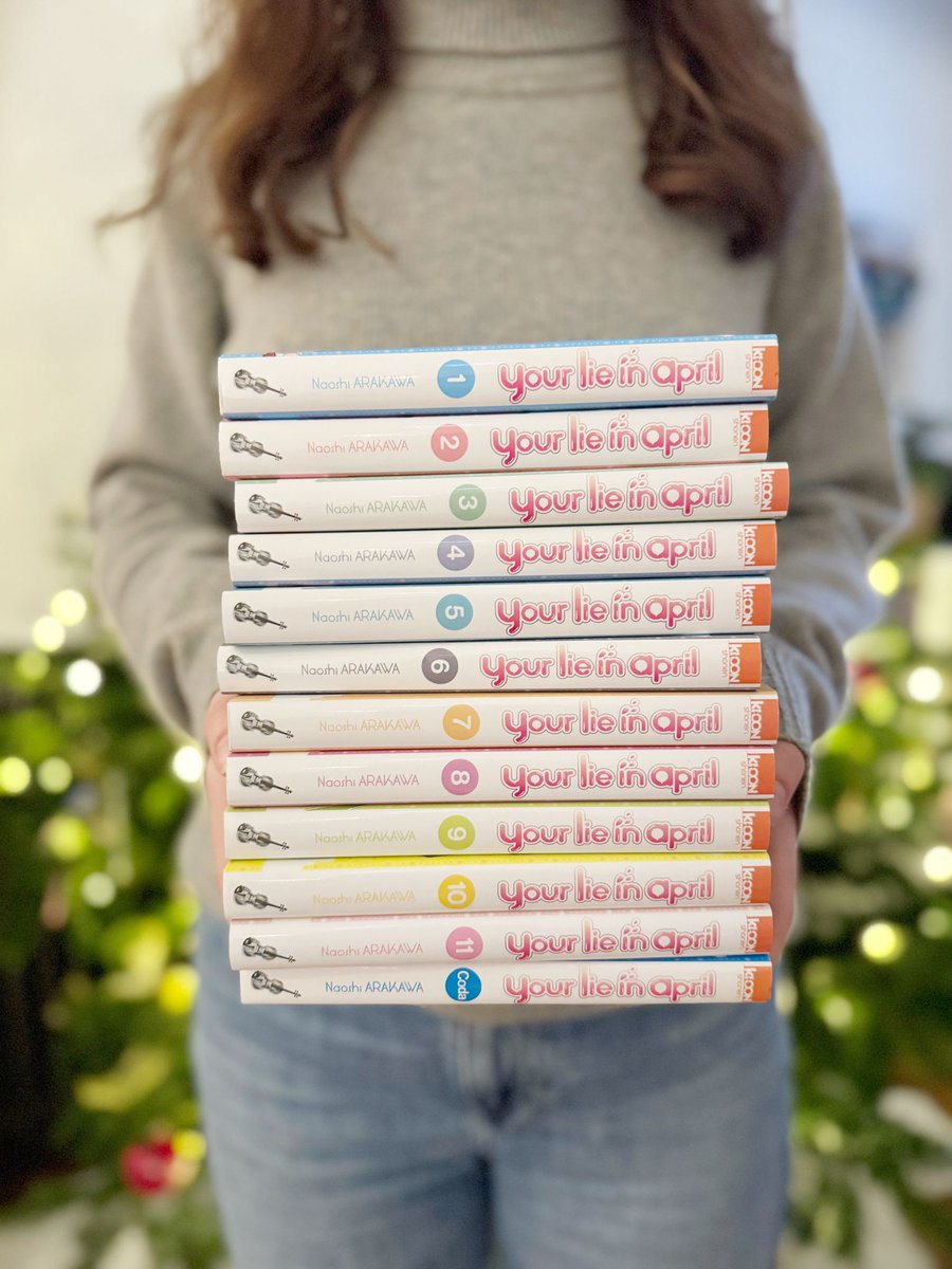 ki_oon_Editions's tweet image. Pour la journée internationale du violon, lisez "Your Lie in April" 🎻
C'est un manga bouleversant où la musique guérit les blessures, Kôsei, pianiste brisé, retrouve espoir grâce à Kaori, violoniste lumineuse.

Vous l'avez lu ?