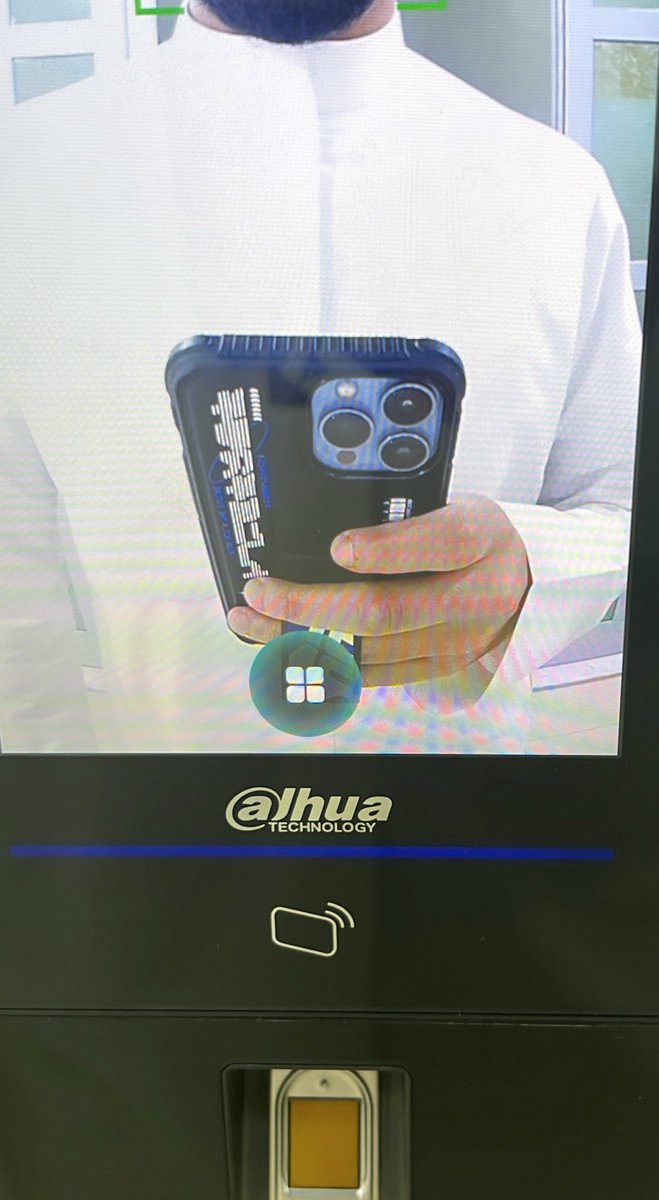 صباح الخير على الاجواء الجميله 🌧️🩵

هروب 🏃🏻‍♂️