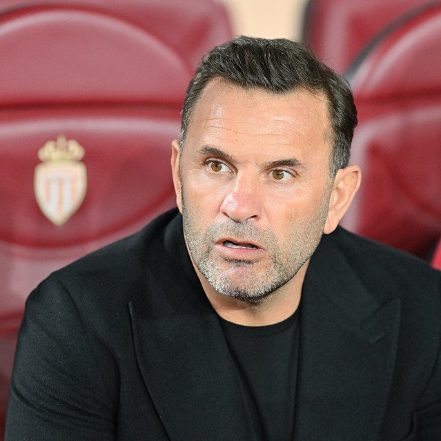 🗣️ Murat Özbostan: "Galatasaray gibi bir takımın genç oyuncuları kulübeye figüran yapılamaz. Eğer yapılırsa da sakatlıkların ardından "Benim oyuncum yok" deme hakkınız olamaz."