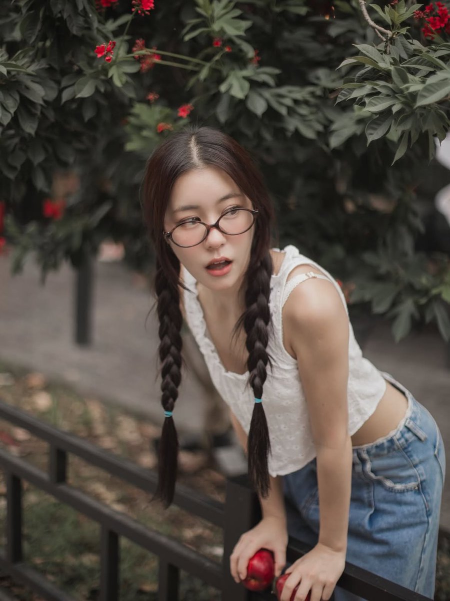 CiizeDaisy's tweet image. [Ciize Update] Post IG 111225

IG : jzornphotoholic
🔗 instagram.com/p/DSHTZThj6Ww/

#ciizezphr #CiizeRutricha #MyFanze