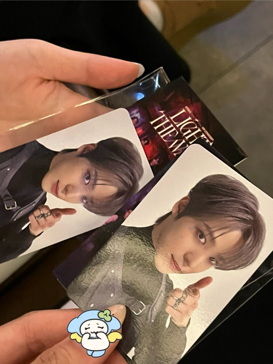 yuuhpi's tweet photo. ATEEZ VR CONCERT : LIGHT THE WAY

VR 콘서트 보고 싶었는데 에이티즈 버전으로 나온다고 했을 때 정말 개봉일만 기다렸어요ㅜㅜ!!! 기대했던 것보다 훨씬 신기하고 재밌어서 시간 가는 줄 몰랐고 꼭 재관람 할 예정🥹 행복한 추억 만들어 주셔서 감사합니다🫶

#ATEEZ_라이트더웨이 #ATEEZ_VR콘서트 https://t.co/2BkLO000W8
