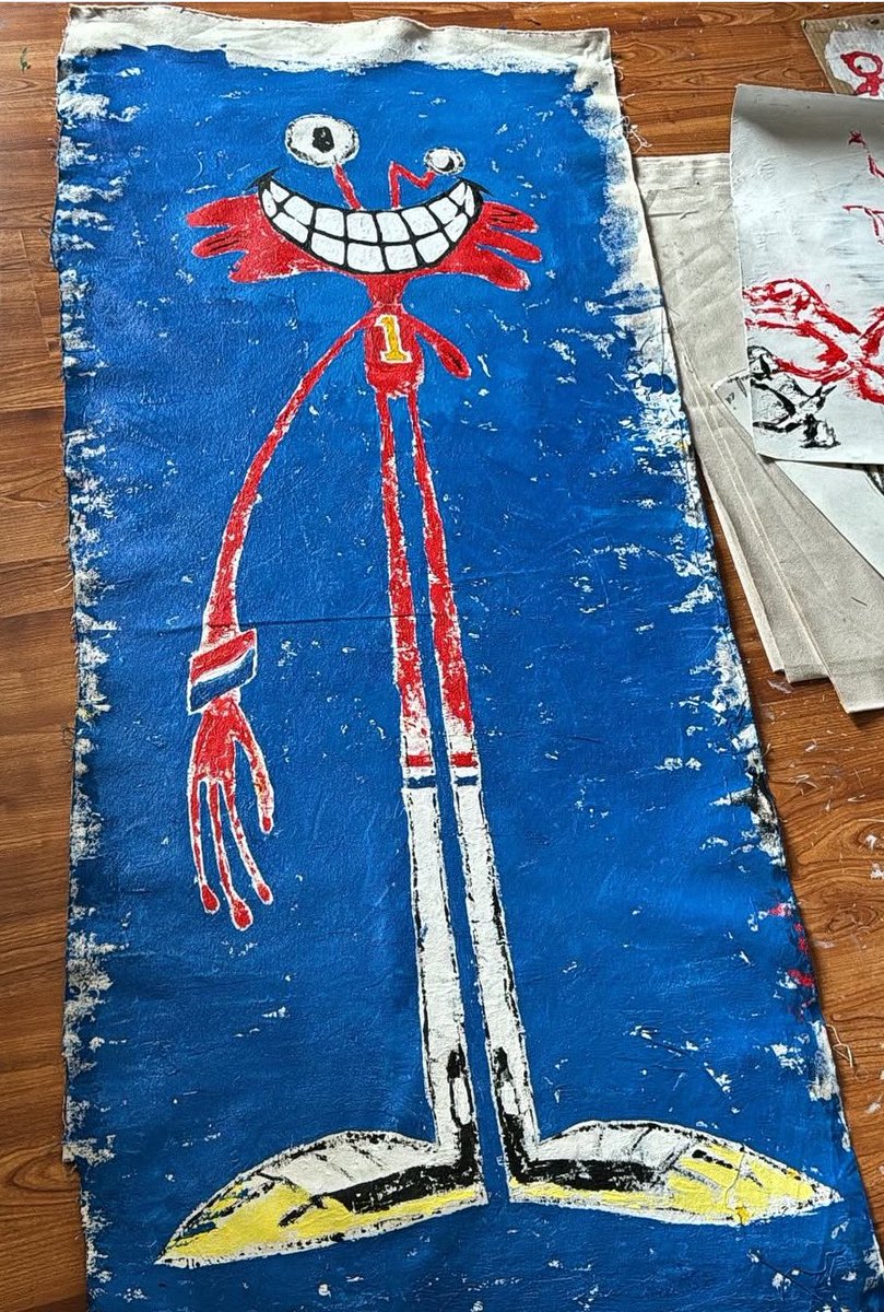 4uSisco's tweet photo. This painting taller than most people https://t.co/Sm9WfbvV2b