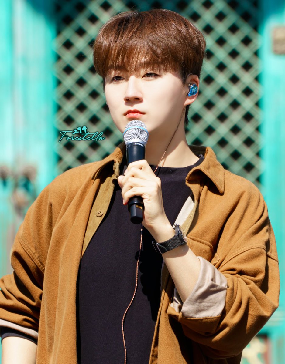 𝟮𝟵𝟰 tweet media