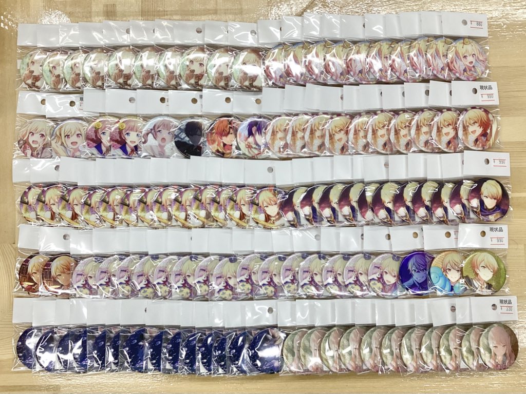 🐨入荷情報🐨】 プロジェクトセカイより、 グリッター缶バッジが各種