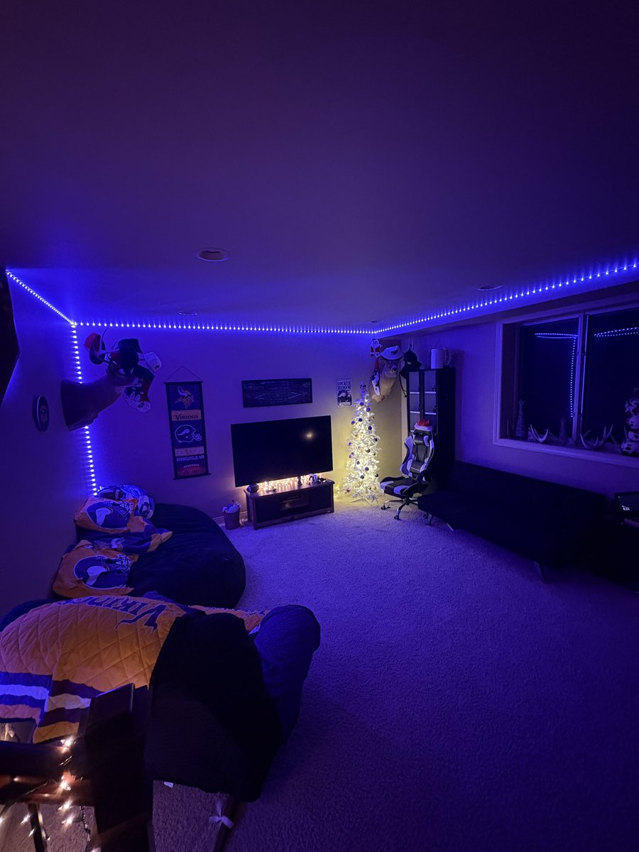 Axel Vix tweet media