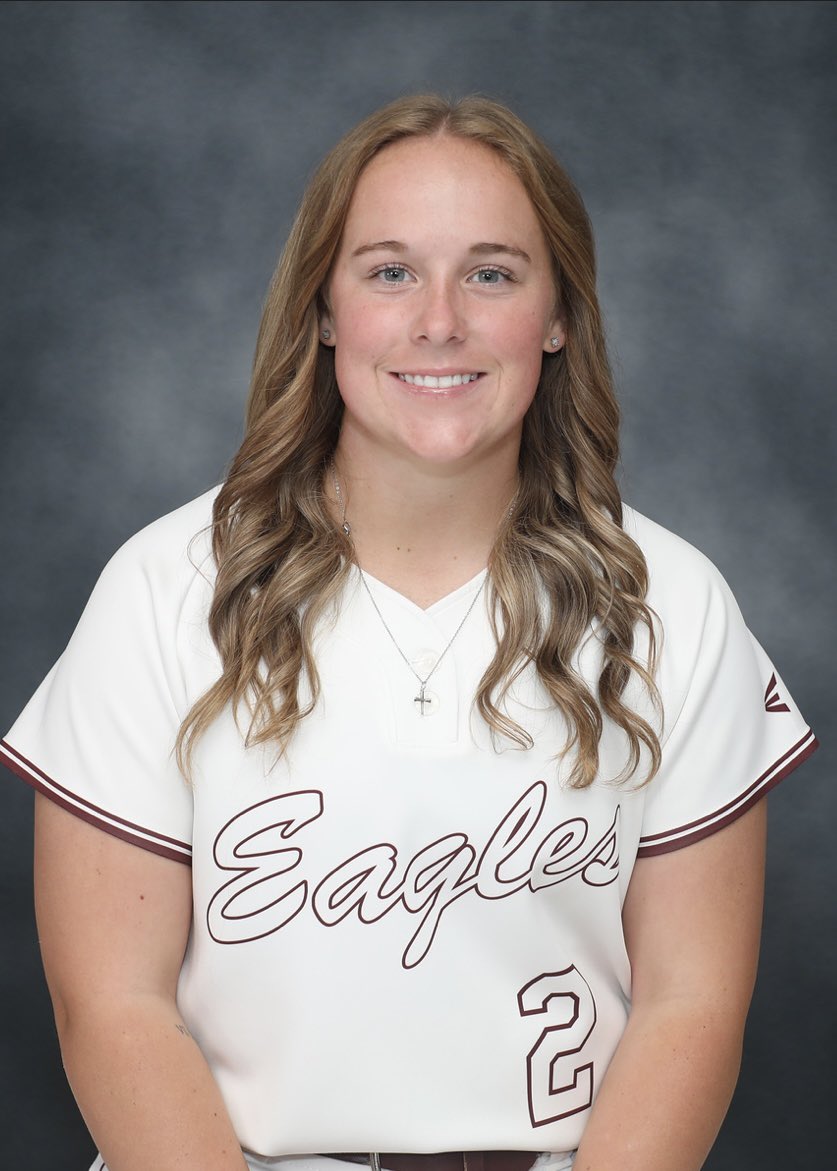 HMHudson_10's tweet photo. The work doesn’t stop just because it’s Christmas break! Ben is the best! Spring season loading…💪🏻🦅 #GoEAGLES #Deuce @HindsCC_SB @emma_hudson4 @Hudson4Sean https://t.co/cWWg7HDOOn